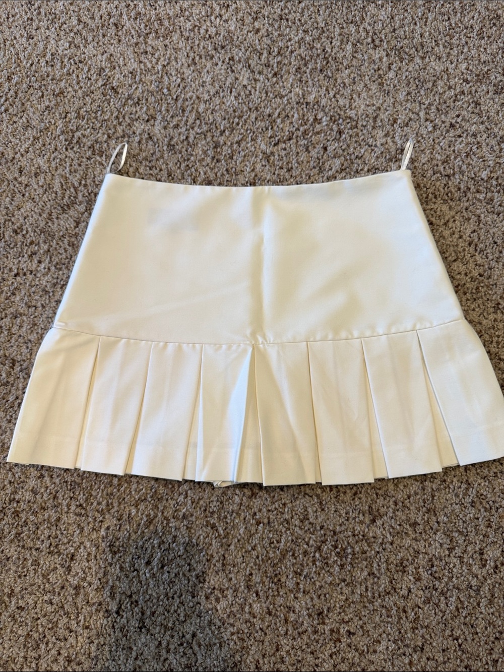 NWOT Zara Pleated White Women's Mini Skirt with built in shorts.